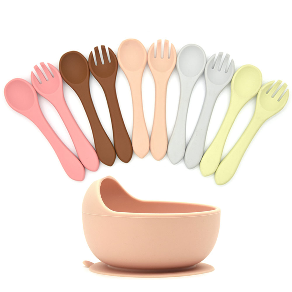Silicone tableware customization manufacturers introduce the differences and common applications between food grade silicone and general silicone