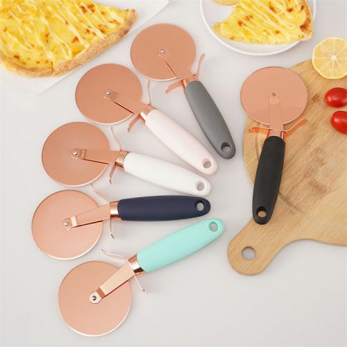 Customized Kitchen Gadgets Rose Gold Stainless Steel Pizza Knife Manufacturer
