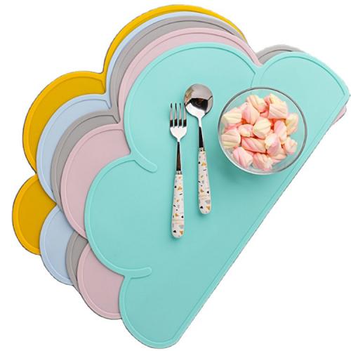 Custom logo Reusable baby silicone placemat cloud shape